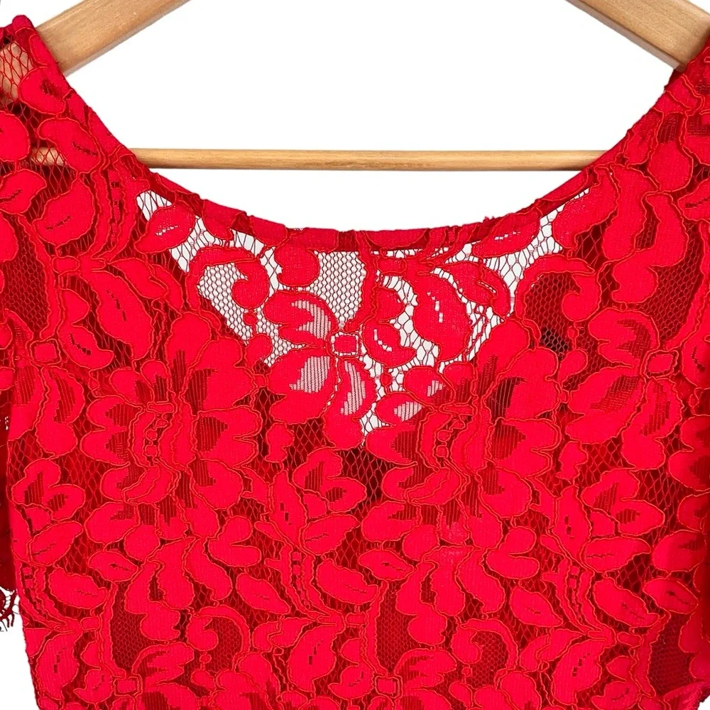 Lulus Pearson Red Lace Dress Sz M Eyelet Lace Flutter Short Dress Sleeve V Back
